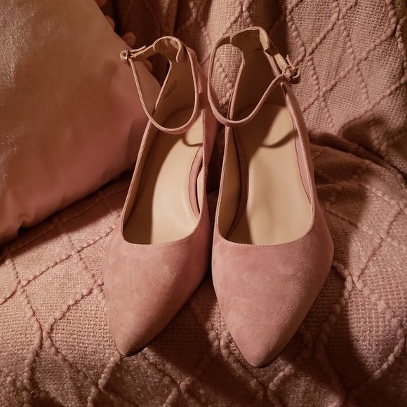 27 Edit : Naturalizer Maris Cameo, Pink Suede Ankle Strap Dress Shoes - Picture 2 of 7